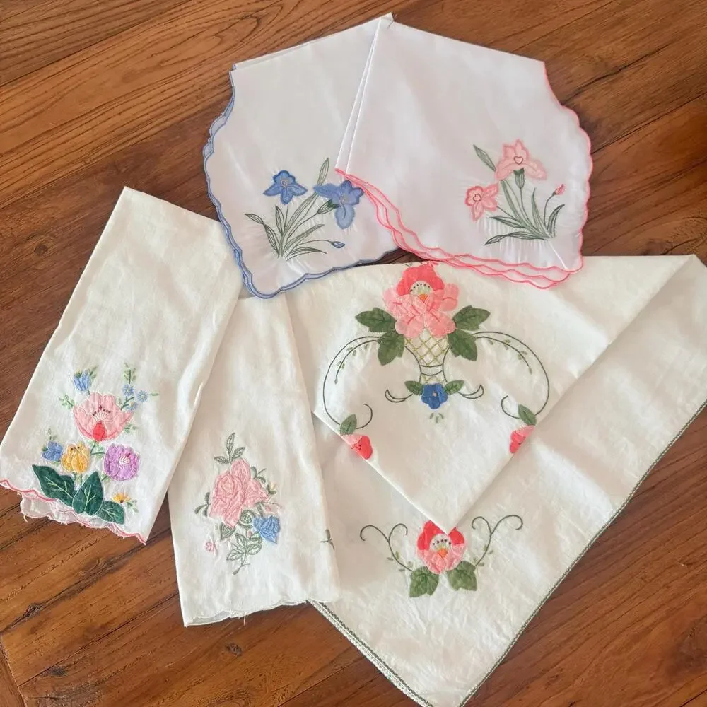 Vintage Hand Embroidered Floral Table Linen Mixed Set (5 Items)